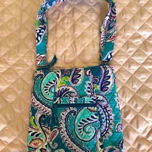 Vera Bradley paisley crossbody bag